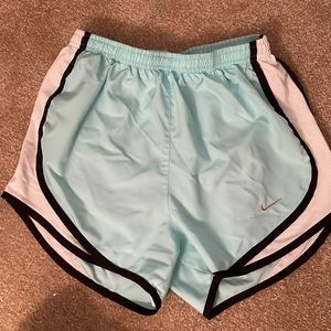 EXTRA SMALL nike tempo women’s running shorts
